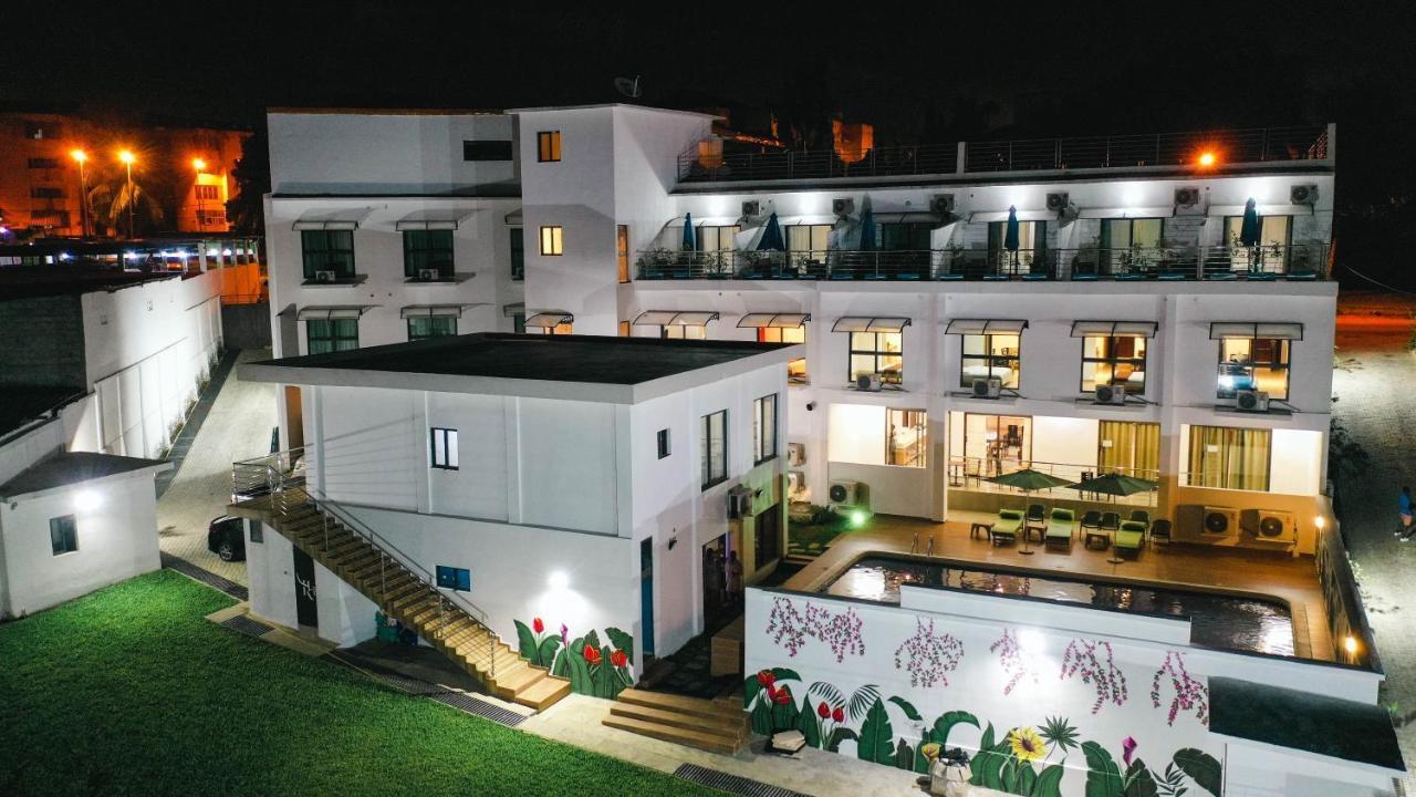 Robert'S Hotel 아비장 외부 사진