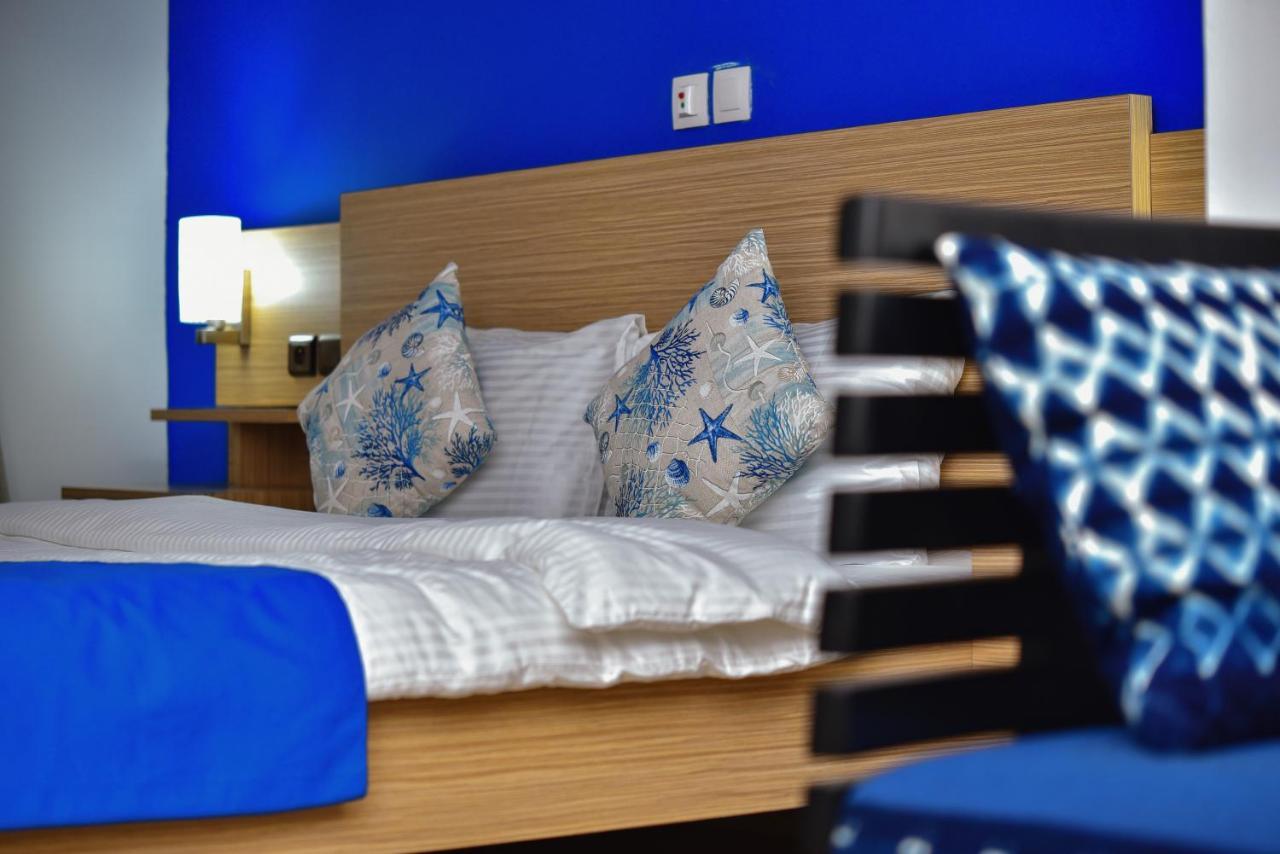 Robert'S Hotel 아비장 외부 사진