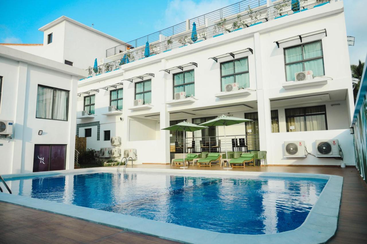 Robert'S Hotel 아비장 외부 사진
